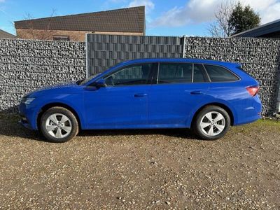 gebraucht Skoda Octavia Combi 2.0 TDI AMBITION Navi Kessy PDC Winter SWP L