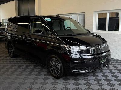 Gebraucht VW T7 Life 150 PS (110 kW) 2026 Schwarz Van