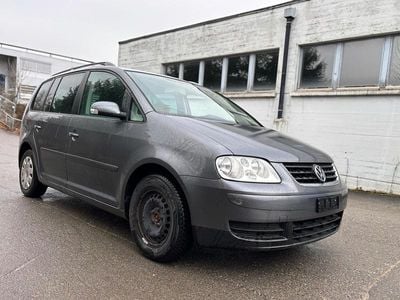 Gebraucht 2005 VW Touran Trendline Van / Kleinbus | CHF 1’800 (Guter Preis)