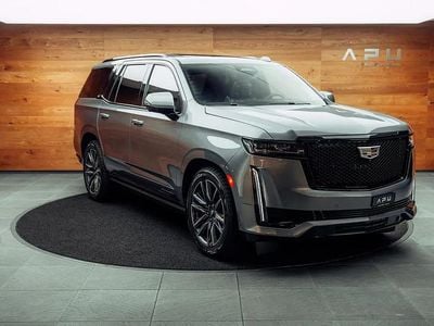 Gebraucht Cadillac Escalade 426 PS (313 kW) 2025 Gray SUV