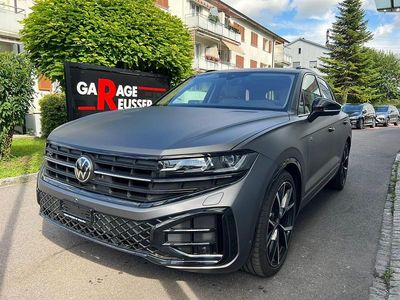 Grau Gebraucht 2024 VW Touareg R-line SUV | CHF 79’700 (Teuer)