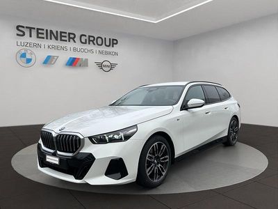 Weiss Gebraucht 2025 BMW 520 M Sport Kombi | CHF 55’900 (Fairer Preis)