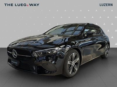 Neu Mercedes A200 Night 163 PS (119 kW) 2025 Schwarz Limousine