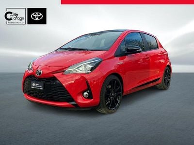 Rot Gebraucht 2019 Toyota Yaris Hybrid Limousine | CHF 14’950 (Superpreis)