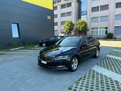 gebraucht Skoda Superb Combi 2.0 TDi Ambition 4x4 DSG