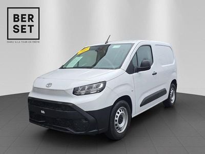 Neu Toyota Proace City Active 100 kW (136 PS) 2026 Van / Kleinbus