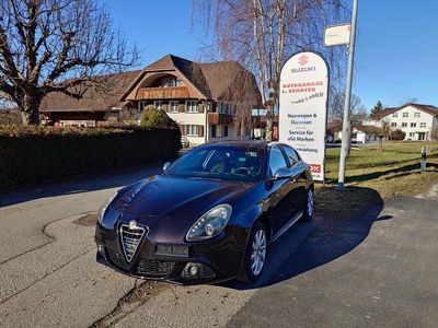Gebraucht Alfa Romeo Giulietta Distinctive 170 PS (125 kW) 2011 Schwarz Limousine
