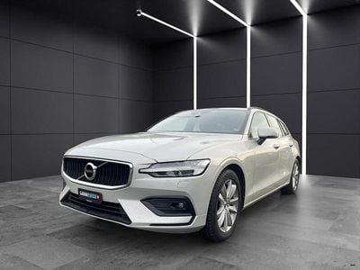 Gebraucht 2018 Volvo V60 Momentum Kombi | CHF 18’900 (Guter Preis)