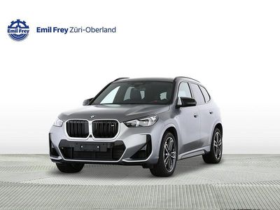 Neu BMW X1 Luxury Line 300 PS (220 kW) 2025 Grau SUV
