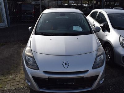 Gebraucht 2011 Renault Clio II | CHF 3’500 (Teuer)