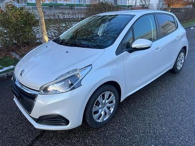 Gebraucht 2018 Peugeot 208 Active Kleinwagen | CHF 7’500 (Fairer Preis)
