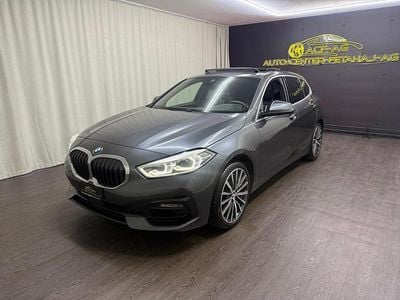 Gebraucht BMW 118 Sport Line 140 PS (102 kW) 2021 Grau Kleinwagen