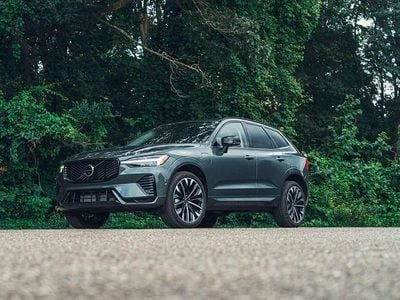 Neu 2025 Volvo XC60 Plus SUV | CHF 52’800 (Superpreis)