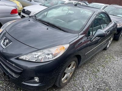 Gebraucht Peugeot 207 CC Active 120 PS (88 kW) 2014 Cabrio