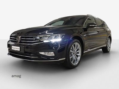 Deepblack perleffekt Gebraucht 2024 VW Passat Elegance Kombi | CHF 38’900
