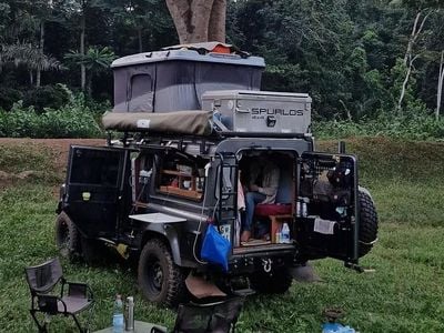 Gebraucht 2008 Land Rover Defender Kombi | CHF 48’000