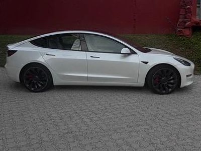 Gebraucht 2020 Tesla Model 3 Performance Limousine | CHF 18’000 (Guter Preis)