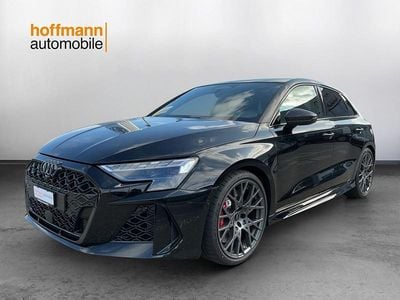 Neu Audi RS3 Ambiente 400 PS (294 kW) 2025 Schwarz Limousine