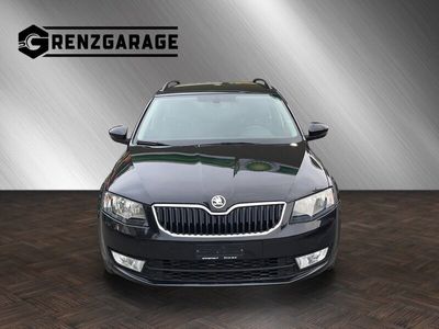 gebraucht Skoda Octavia Combi 1.6 TDI Active DSG