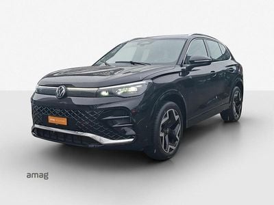 Deepblack perleffekt Gebraucht 2024 VW Tiguan R-line SUV | CHF 44’990 (Guter Preis)