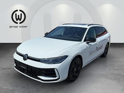 Gebraucht VW Passat R-line 272 PS (200 kW) 2024 Weiss Kombi