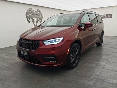 Bordeaux Neu 2025 Chrysler Pacifica Limited Van / Kleinbus | CHF 79’900