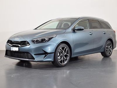 Grau Gebraucht 2025 Kia Ceed Sportswagon Kombi | CHF 27’950 (Teuer)
