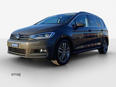 Delfingrau metallic Gebraucht 2024 VW Touran United Van / Kleinbus | CHF 36’490 (Fairer Preis)