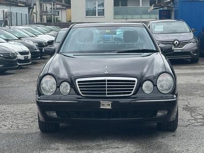 Gebraucht 2001 Mercedes E320 Avantgarde | CHF 3’900