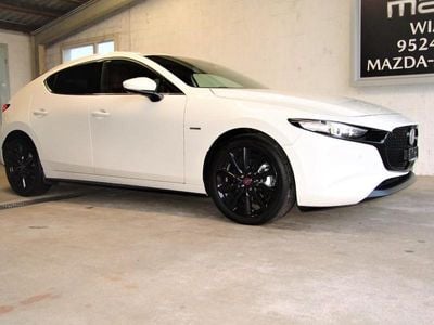 Weiss Gebraucht 2021 Mazda 3 Kleinwagen | CHF 29’800 (Etwas zu teuer)