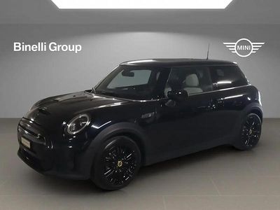 Schwarz Gebraucht 2025 Mini Cooper SE Kleinwagen | CHF 30’850 (Teuer)