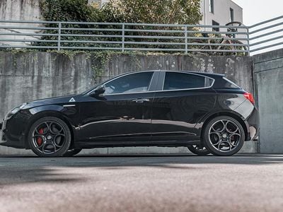 Gebraucht Alfa Romeo Giulietta Quadrifoglio Verde 241 PS (177 kW) 2015 Kleinwagen