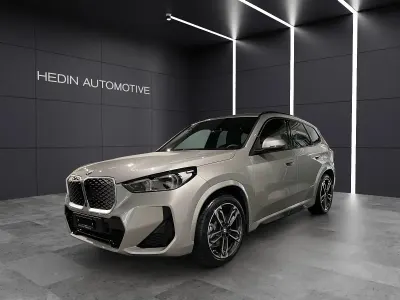 Neu (2026) BMW iX1 Shadowline 313 PS | Fairer Preis