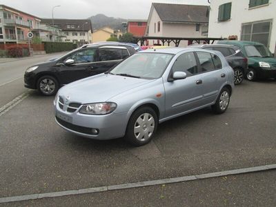 Nissan Almera