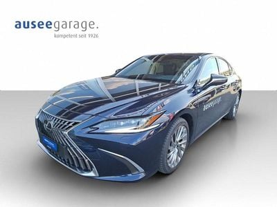 Blau Gebraucht 2024 Lexus ES300H Limousine | CHF 46’950