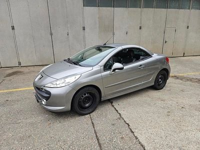 Gebraucht 2008 Peugeot 207 CC Roland Garros Cabrio | CHF 2’800 (Teuer)