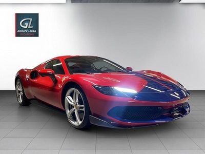 Gebraucht Ferrari 296 663 PS (487 kW) 2024 Rot Cabrio