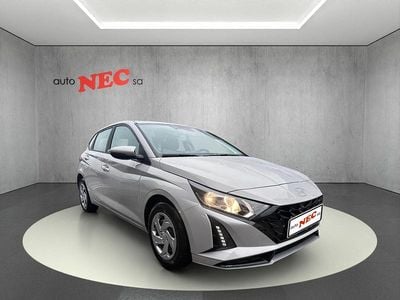 Neu Hyundai i20 100 PS (73 kW) 2025 Grau Limousine