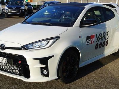 Weiss Gebraucht 2020 Toyota Yaris Sport Coupé | CHF 42’000