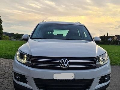 Gebraucht 2011 VW Tiguan Sport SUV | CHF 9’950 (Etwas zu teuer)