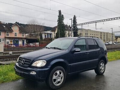 Mercedes ML270