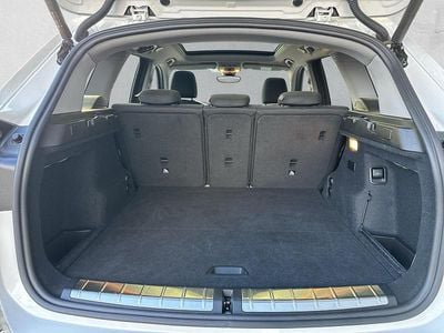 Weiss Gebraucht 2021 BMW X1 Performance SUV | CHF 29’900 (Etwas zu teuer)