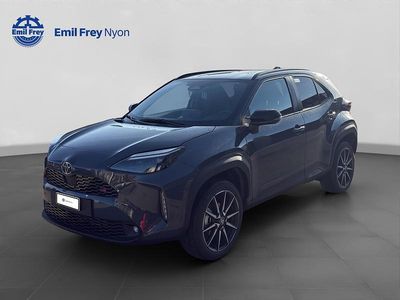 Neu Toyota Yaris Cross Sport 131 PS (96 kW) 2026 Grau SUV