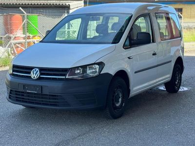 Gebraucht 2016 VW Caddy Van / Kleinbus | CHF 4’500 (Etwas zu teuer)