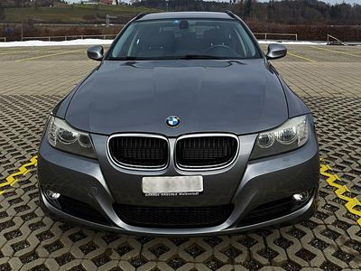Gebraucht BMW 320 184 PS (135 kW) 2011 Kombi