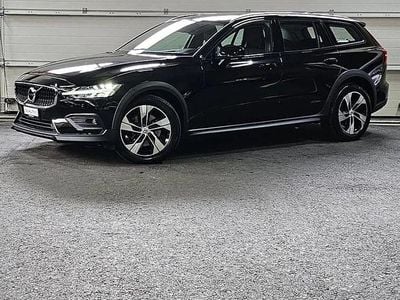 Gebraucht 2021 Volvo V60 CC Kombi | CHF 32’900
