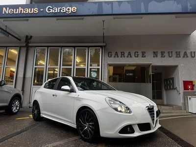 Gebraucht Alfa Romeo Giulietta Quadrifoglio Verde 235 PS (172 kW) 2012 Kleinwagen