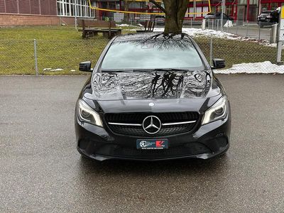 Gebraucht Mercedes CLA200 Shooting Brake Urban 156 PS (114 kW) 2016 Kombi