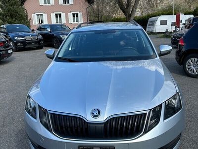 Gebraucht Skoda Octavia Ambition 115 PS (84 kW) 2020 Kombi