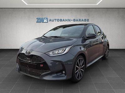 Grau Neu 2025 Toyota Yaris Hybrid Sport Limousine | CHF 32’390 (Fairer Preis)